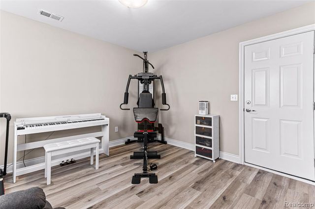 4837 Lismore Lane, Troy, MI 48085