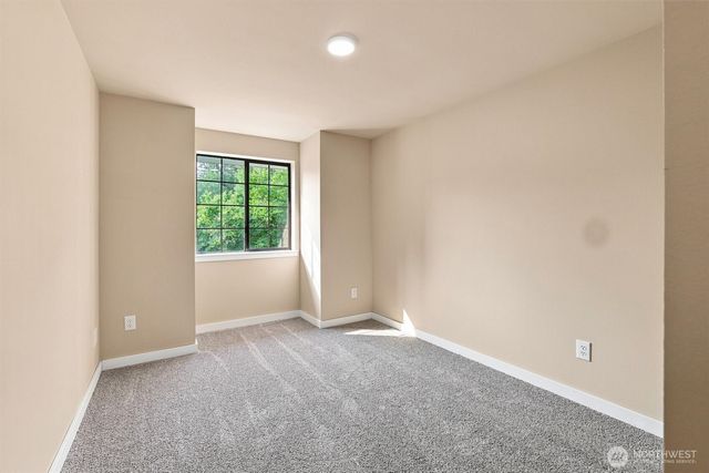 703 Salmon Run Street, Sultan, WA 98294