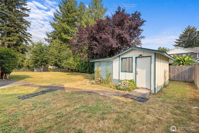 703 Salmon Run Street, Sultan, WA 98294