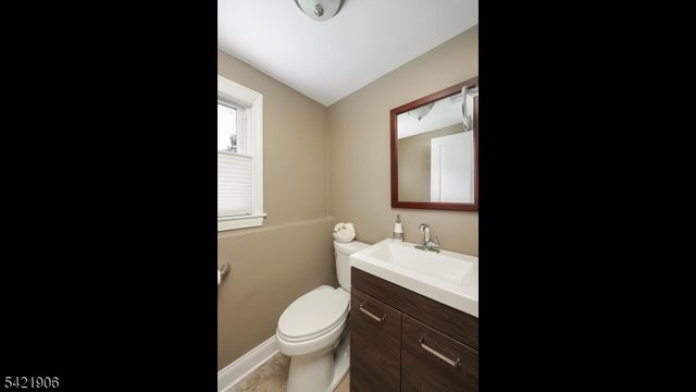 401 Poe Ave, Westfield Town, NJ 07090