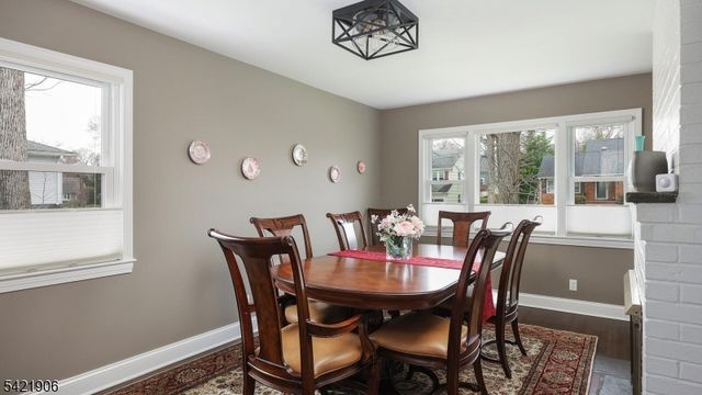 401 Poe Ave, Westfield Town, NJ 07090