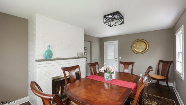 401 Poe Ave, Westfield Town, NJ 07090