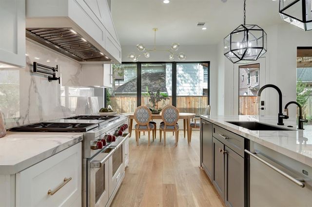 3918 Riley Street, Houston, TX 77005