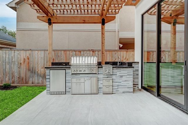 3918 Riley Street, Houston, TX 77005