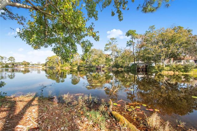 32 KINGS COLONY COURT, Palm Coast, FL 32137