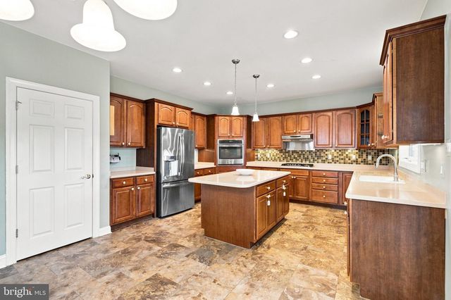 123 HARVEST RIDGE DR, Winchester, VA 22601