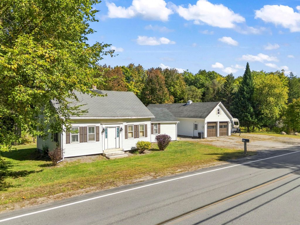 1090 Main Street, Bowdoin, ME 04287 — exterior