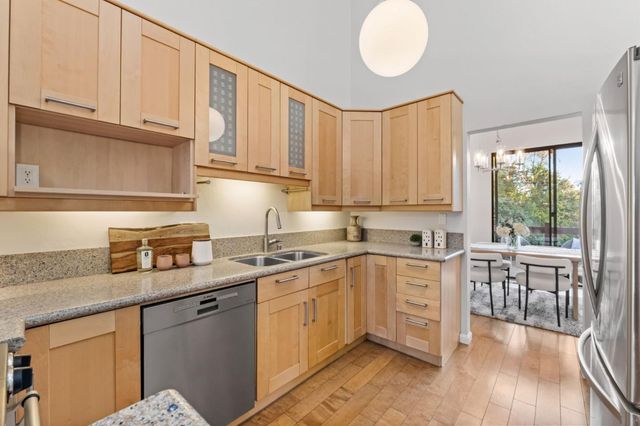 1631 Grant Road, Mountain View, CA 94040