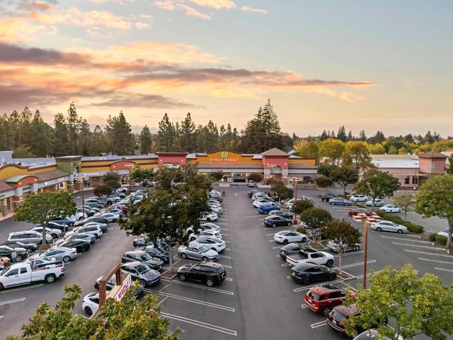 1631 Grant Road, Mountain View, CA 94040