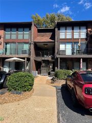 1057 Mersey Bend Drive C, St Louis, MO 63129