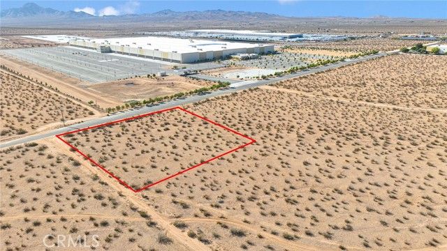 0 Navajo, Apple Valley, CA 92307