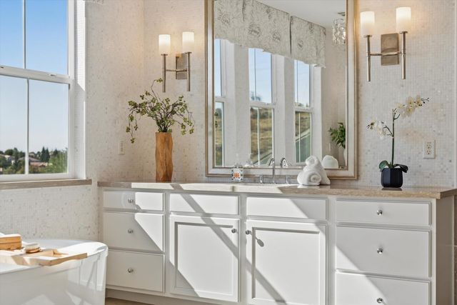 1570 Elmores Way, El Dorado Hills, CA 95762