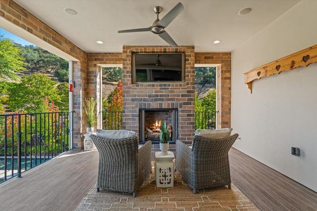 1570 Elmores Way, El Dorado Hills, CA 95762