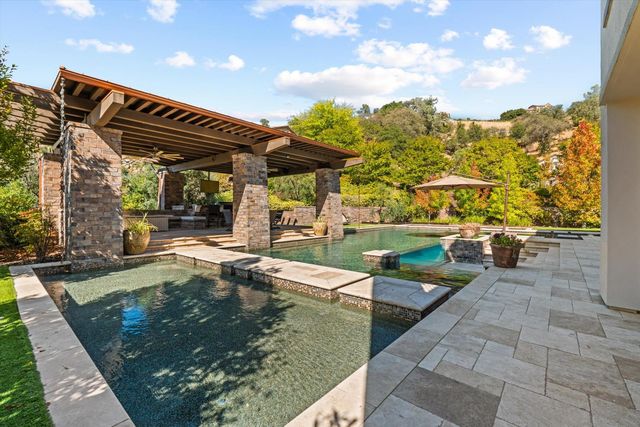 1570 Elmores Way, El Dorado Hills, CA 95762