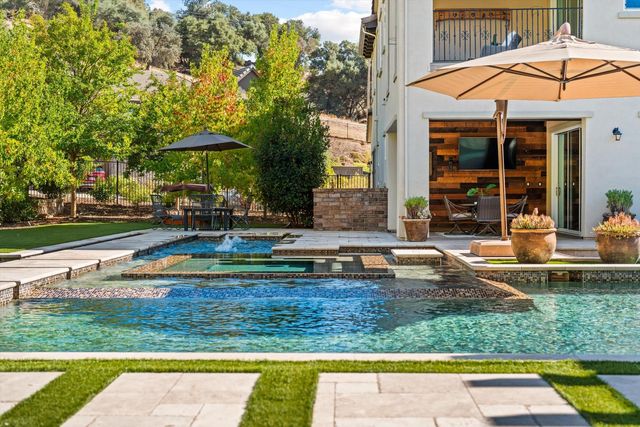 1570 Elmores Way, El Dorado Hills, CA 95762