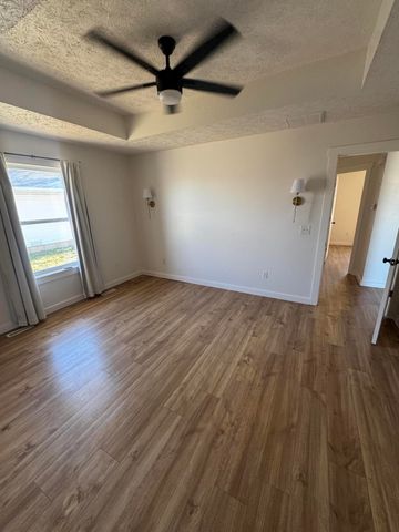 303 E Pintail Drive, Ozark, MO 65721