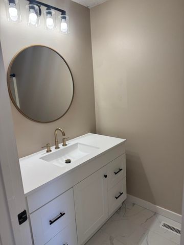 303 E Pintail Drive, Ozark, MO 65721