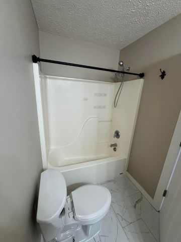 303 E Pintail Drive, Ozark, MO 65721