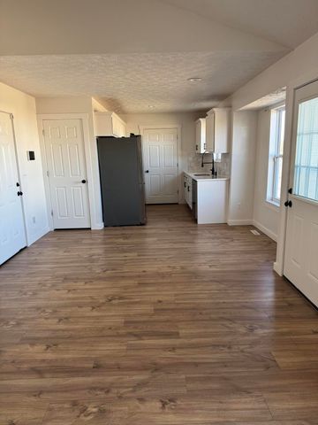 303 E Pintail Drive, Ozark, MO 65721