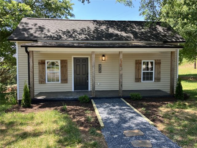 312 W Beattie Street, Liberty, SC 29657