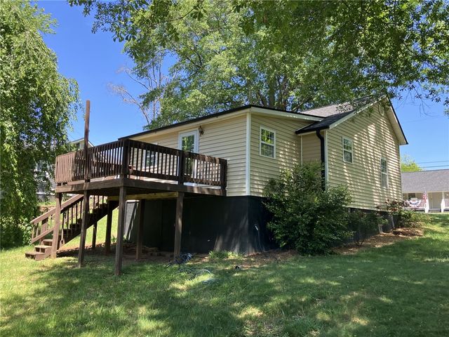 312 W Beattie Street, Liberty, SC 29657