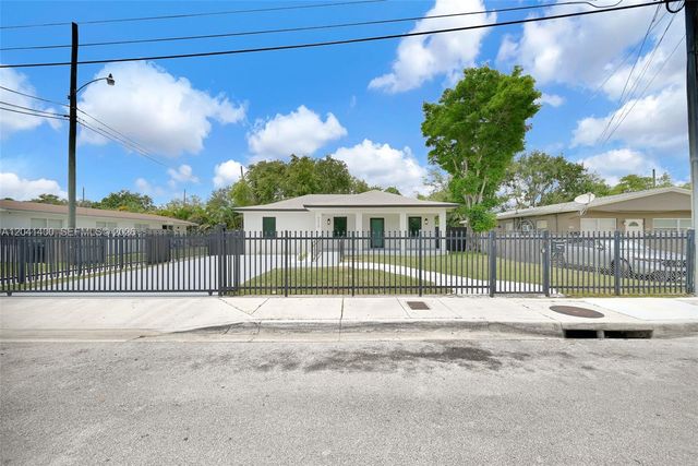 6039 SW 63rd Terrace, South Miami, FL 33143