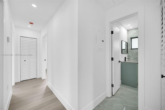 6039 SW 63rd Terrace, South Miami, FL 33143