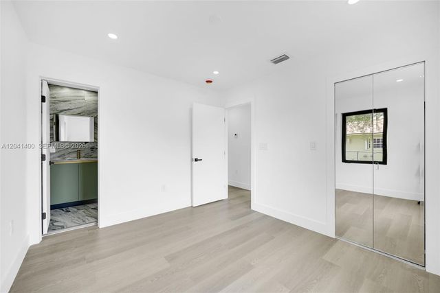 6039 SW 63rd Terrace, South Miami, FL 33143