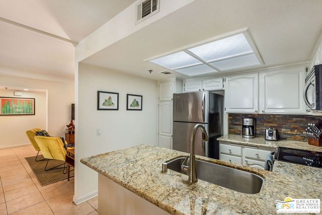 500 E Amado Road 512, Palm Springs, CA 92262