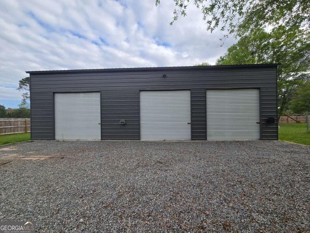 688 Linden Bluff Drive, Jesup, GA 31545