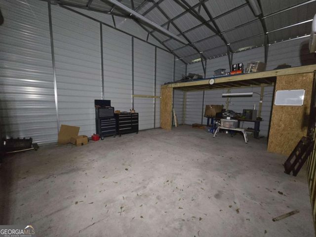 688 Linden Bluff Drive, Jesup, GA 31545