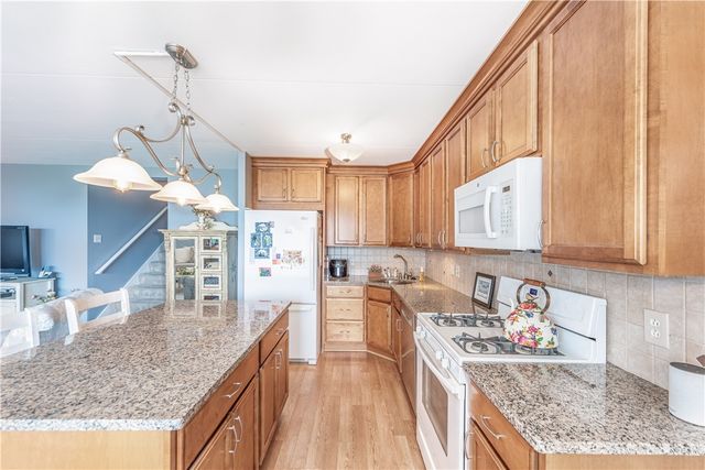 1150 Bower Hill Road 510B, Mt Lebanon, PA 15243