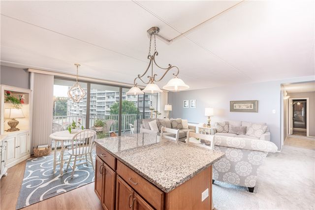 1150 Bower Hill Road 510B, Mt Lebanon, PA 15243