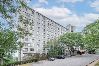 1150 Bower Hill Road 510B, Mt Lebanon, PA 15243