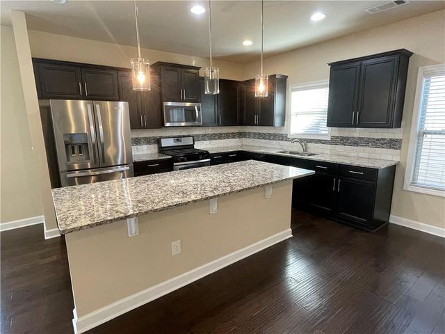 4122 Baverton Drive, Suwanee, GA 30024