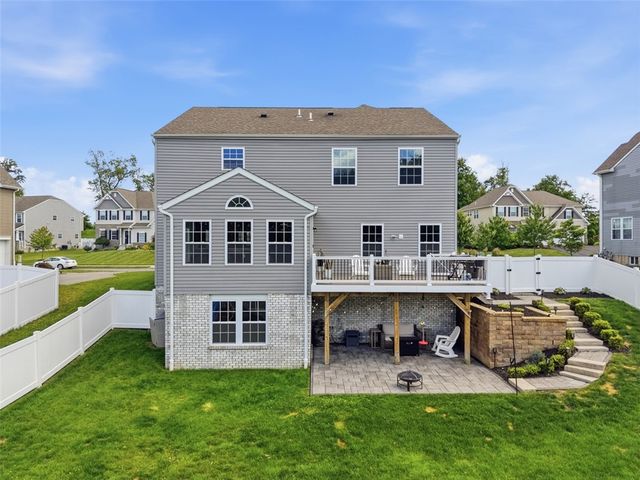 179 Alder Dr, Pine Twp, PA 15090