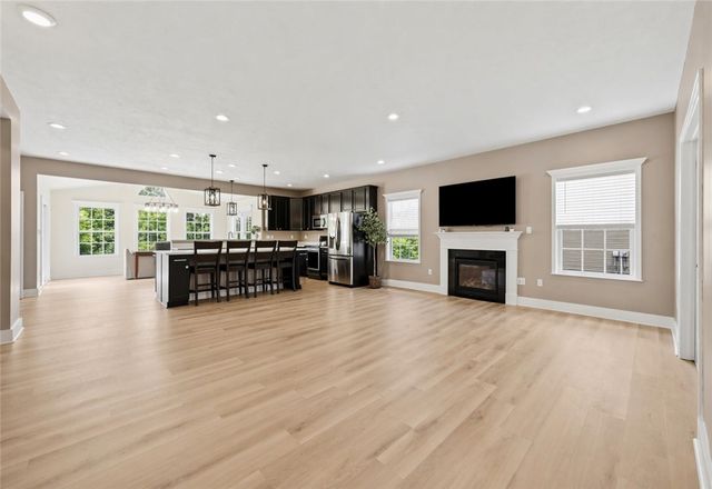179 Alder Dr, Pine Twp, PA 15090