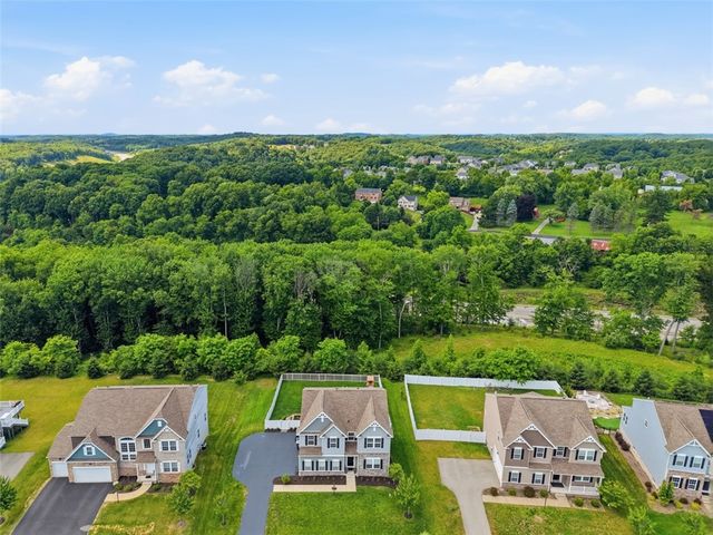 179 Alder Dr, Pine Twp, PA 15090