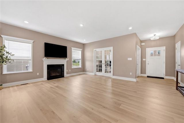 179 Alder Dr, Pine Twp, PA 15090