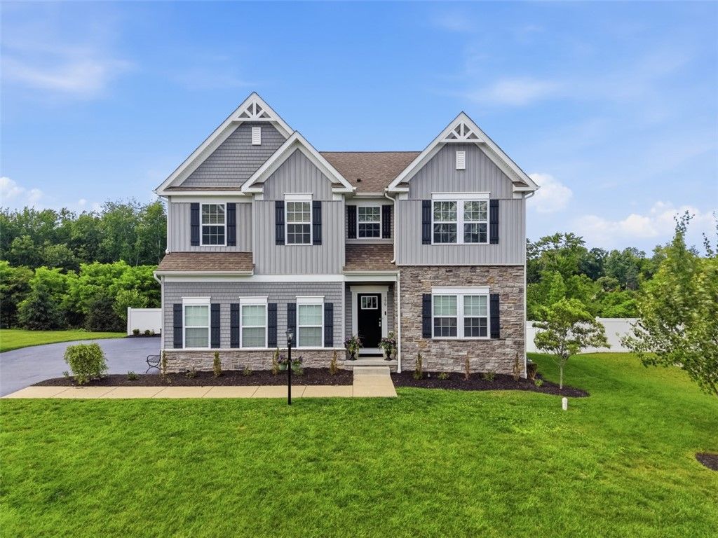 179 Alder Dr, Pine Twp, PA 15090