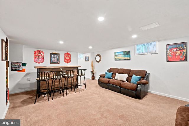 107 MOHAWK AVE, Norwood, PA 19074