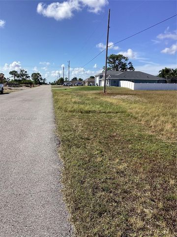 1504 NW 16 Terrace, Cape Coral, FL 33993