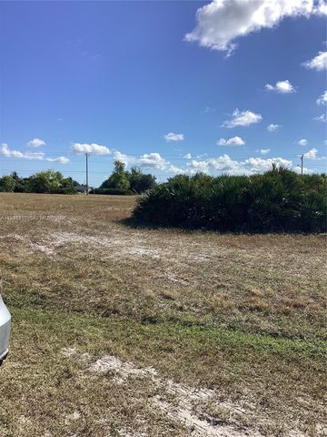 1504 NW 16 Terrace, Cape Coral, FL 33993