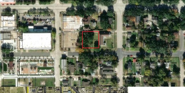 410 8th Avenue North, Texas City, TX 77590