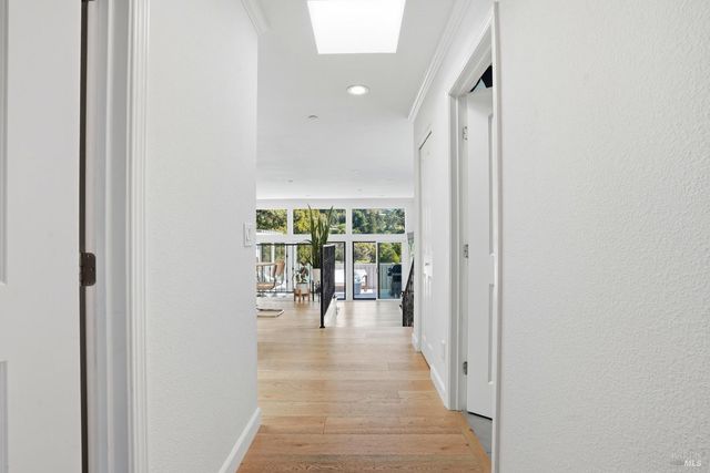 123 Knollwood Dr, San Rafael, CA 94901