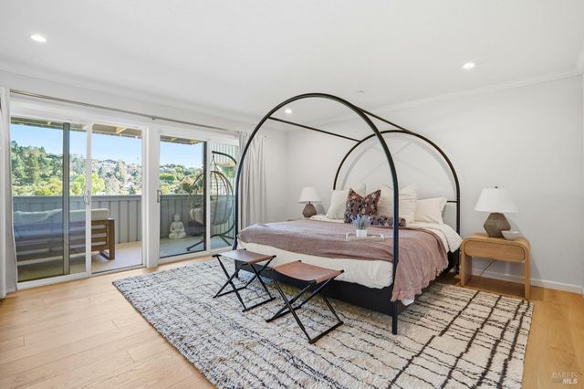 123 Knollwood Dr, San Rafael, CA 94901