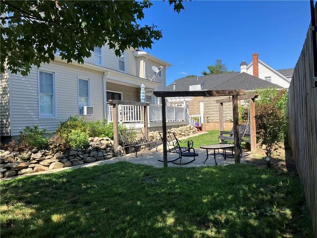 52 Manning Street, Warren, RI 02885