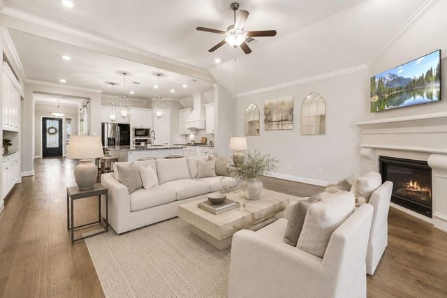 10911 Sunnydale Ridge Lane, Cypress, TX 77433