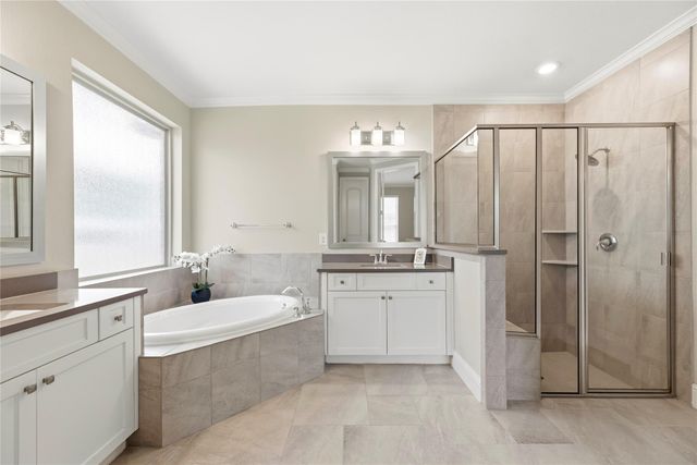 10911 Sunnydale Ridge Lane, Cypress, TX 77433