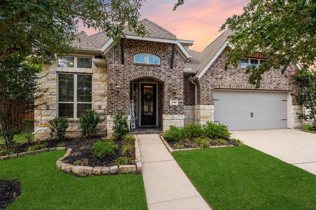 10911 Sunnydale Ridge Lane, Cypress, TX 77433